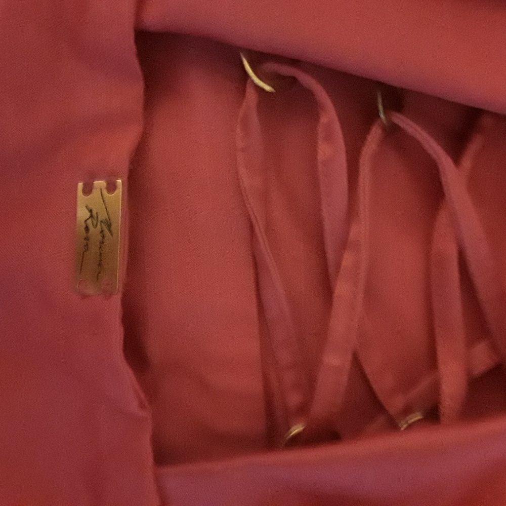 Dress - Picture 3 of 6